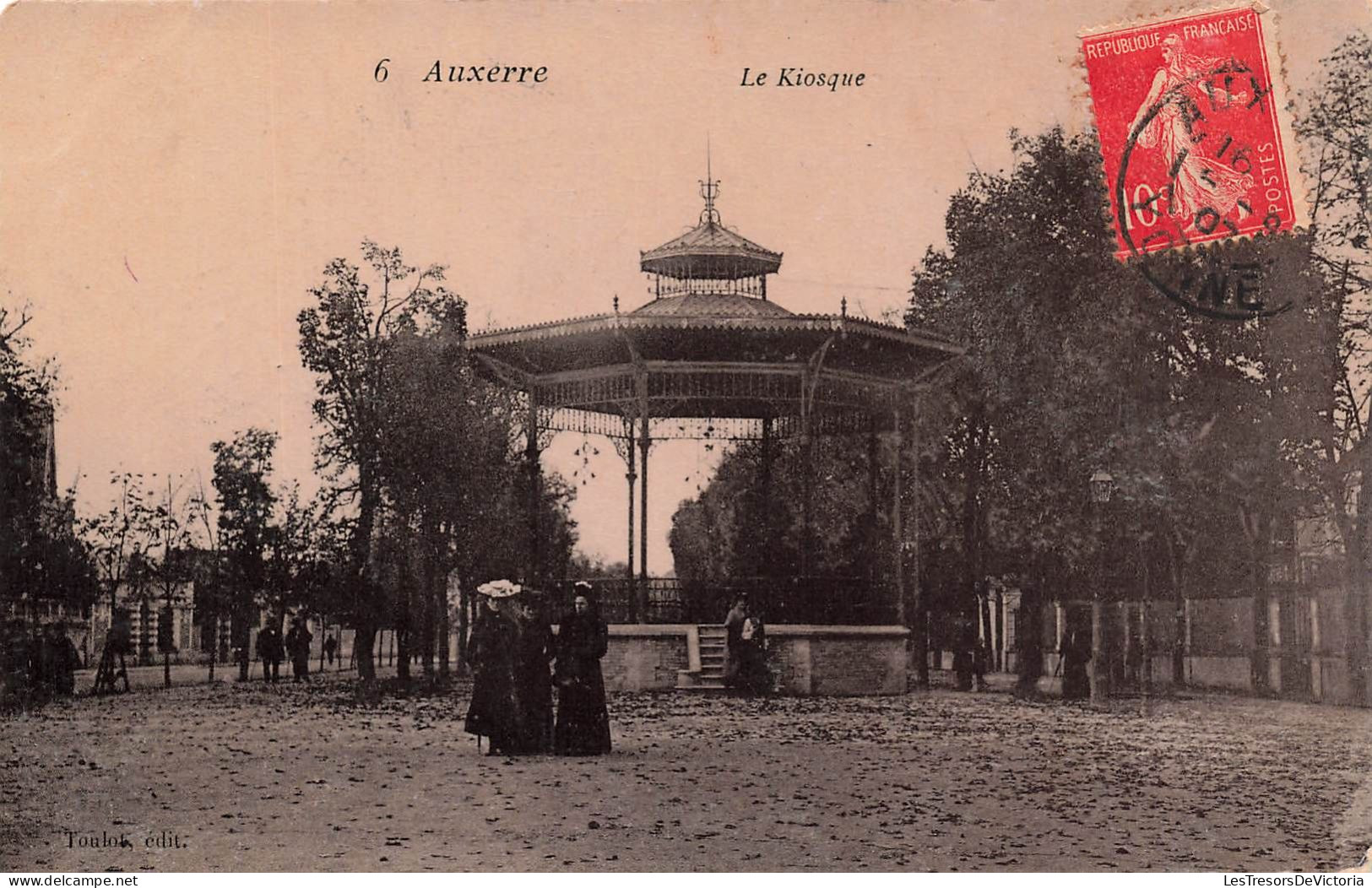 FRANCE - Auxerre - Le Kiosque - Vue Générale - Animé - Vue Générale - Carte Postale Ancienne - Auxerre