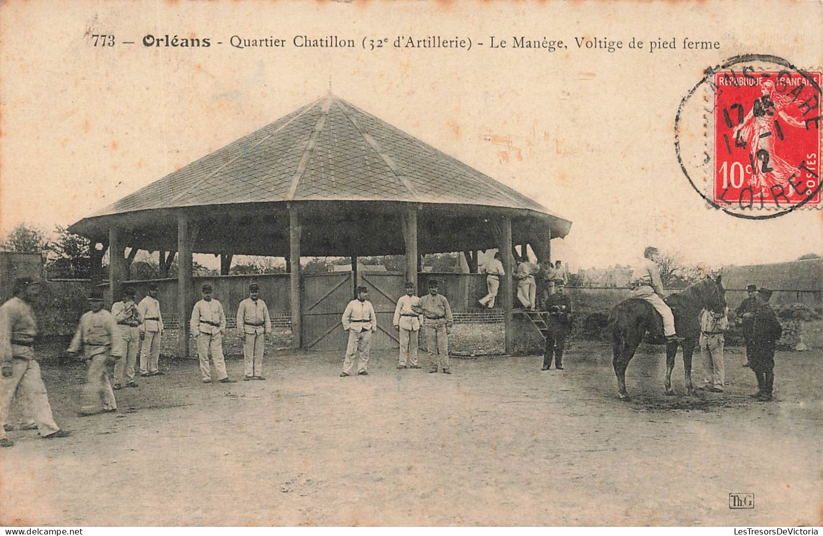 FRANCE - Orléans - Quartier Chatillon (32 E D'Artillerie) - Le Manège - Voltige De Pied Ferme - Carte Postale Ancienne - Orleans