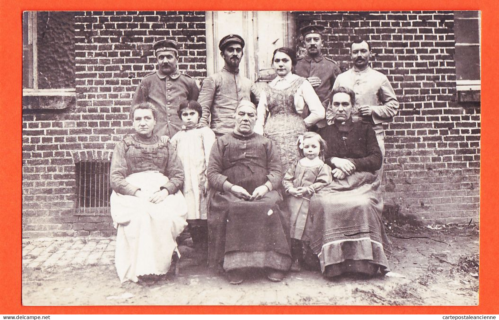 23669 / Carte-Photo BERG-NIDEGGEN Duren 1914s Soldats Et Famille Civils Photograph Heinr KREYES CpaWW1 - Dueren