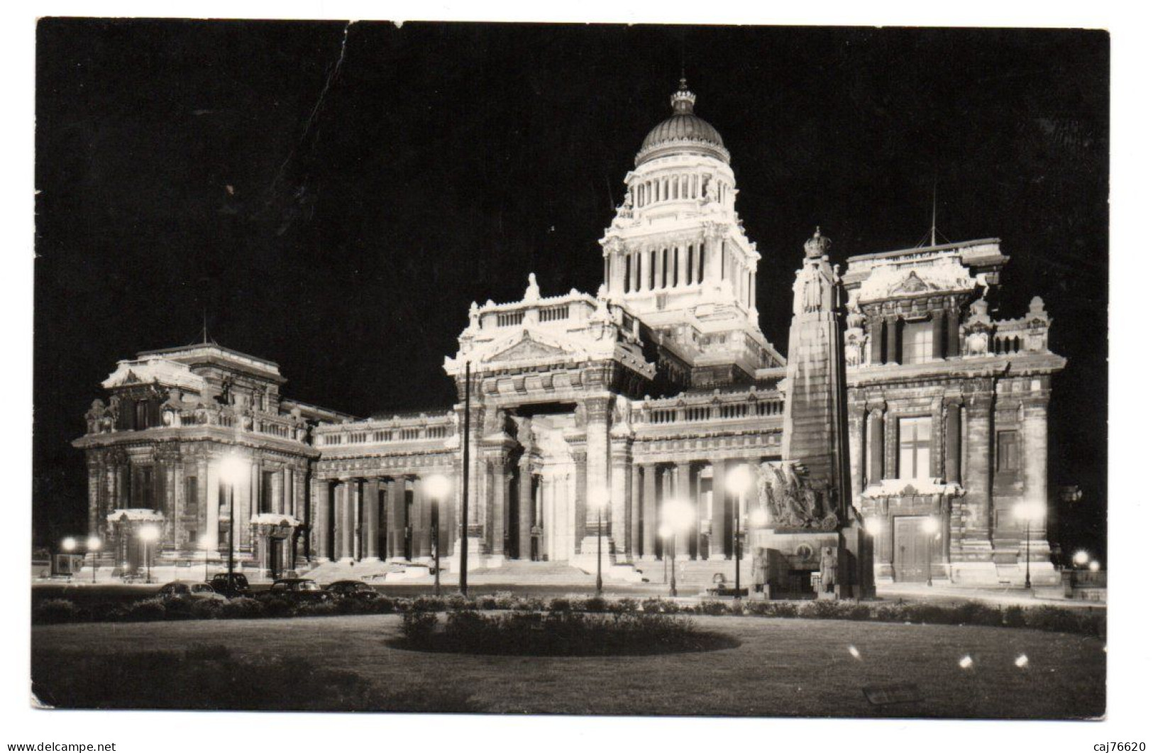 Bruxelles ,palais De Justice - Bruxelles La Nuit