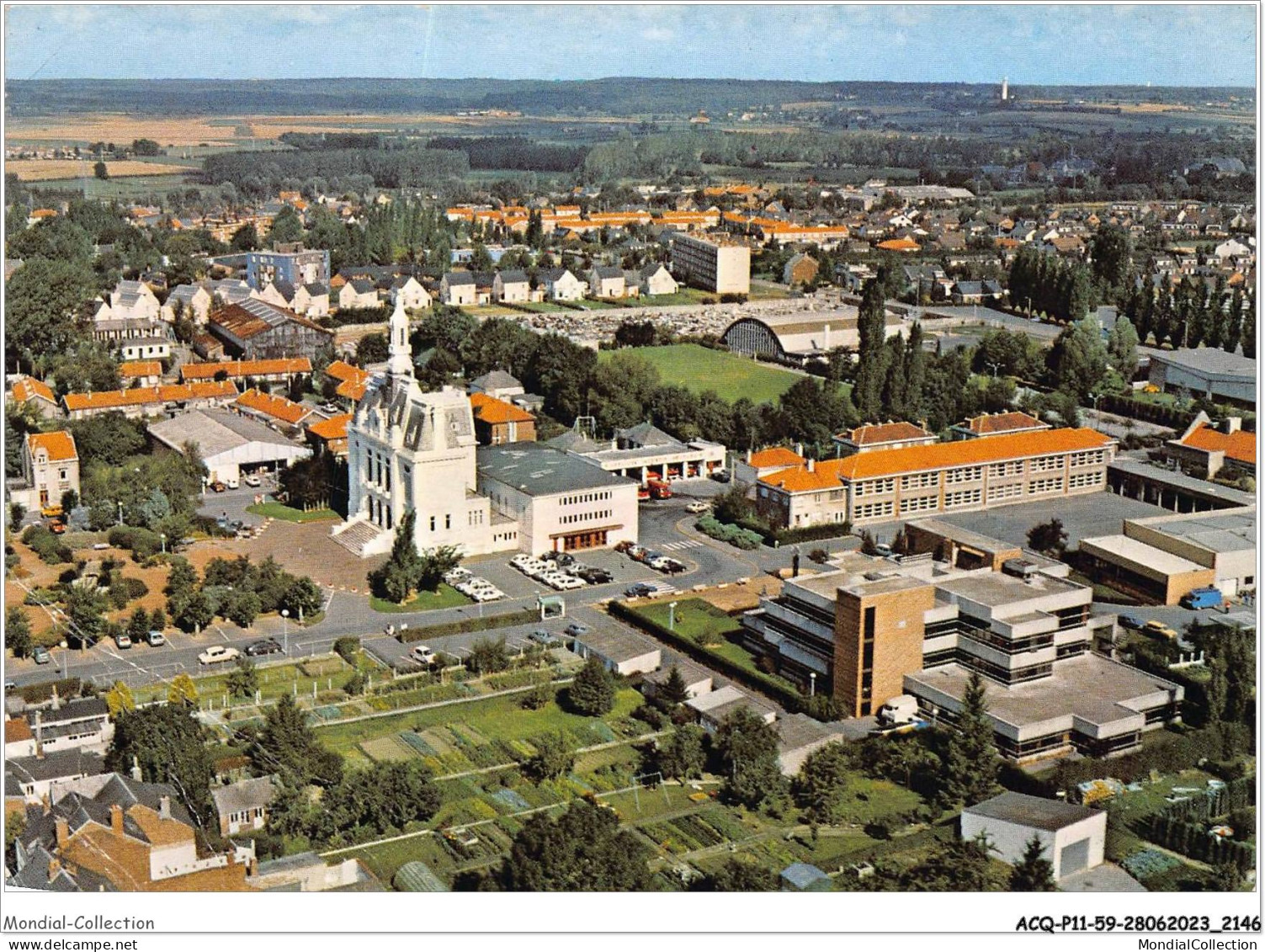 ACQP11-59-1082 - AULNOYE-AYMERIES - Vue Générale - Place De L'hôtel De Ville - Aulnoye