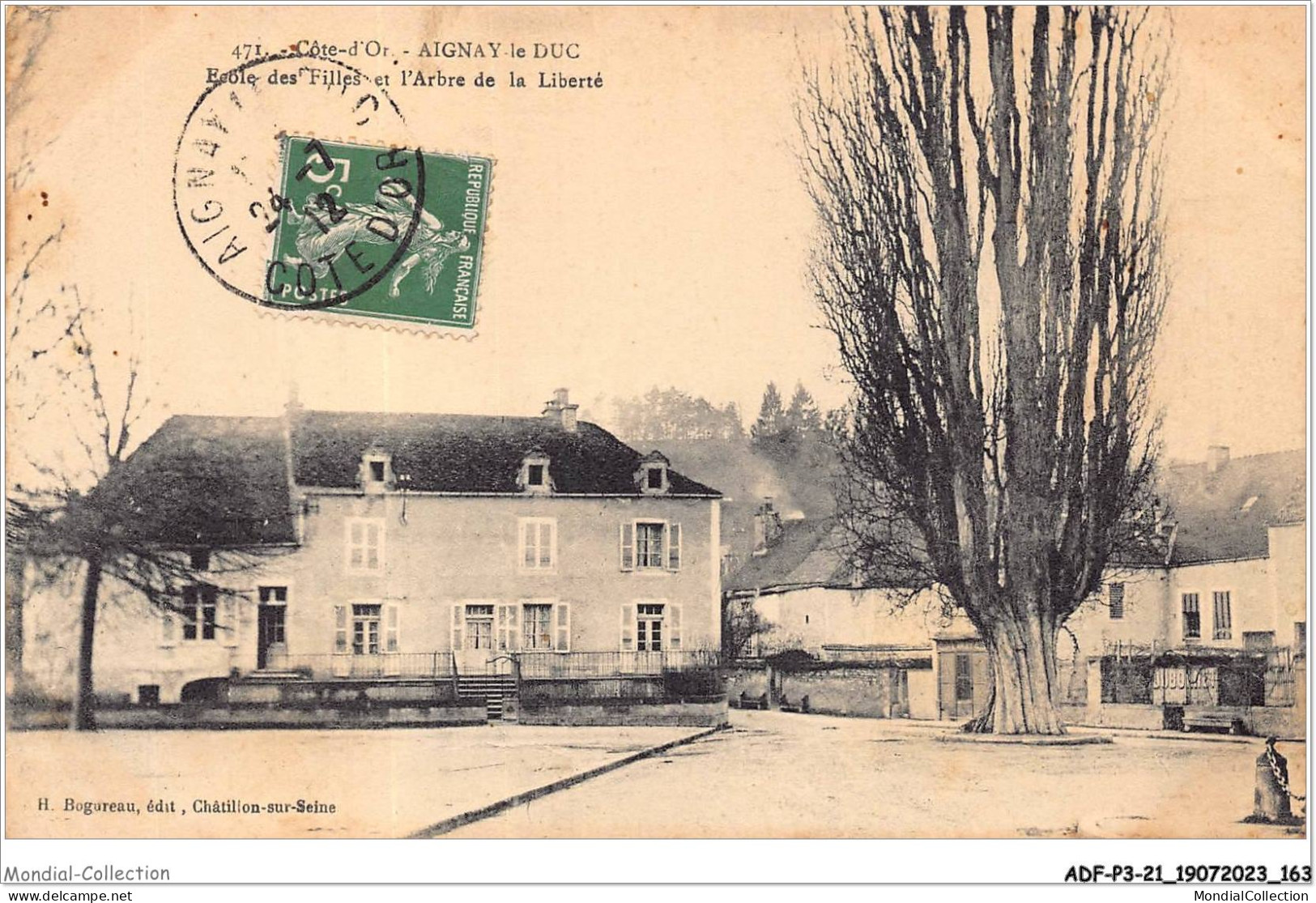 ADFP3-21-0281 - AIGNAY-LE-DUC - Ecole Des Filles Et L'arbre De La Liberté - Aignay Le Duc