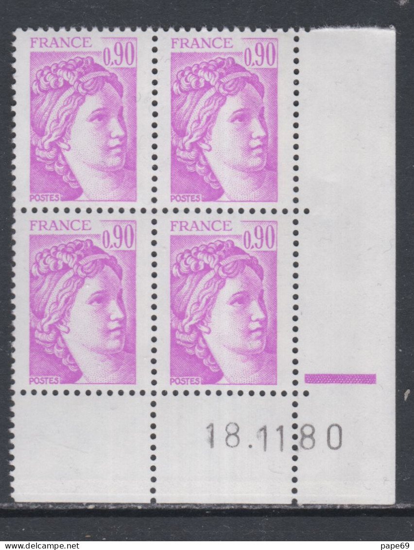 France N° 2120  Type Sabine : 90 C. Lilas-rose En Bloc De 4 Coin Daté  Du  18 . 11 . 80 ; 1 Barre ; Sans Charnière TB - 1980-1989