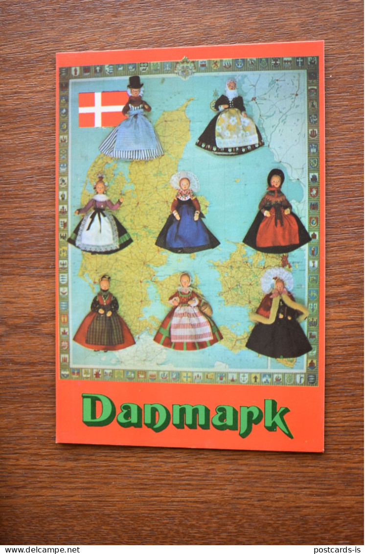 G450 Danish Folkscostums Denmark - Jeux Et Jouets