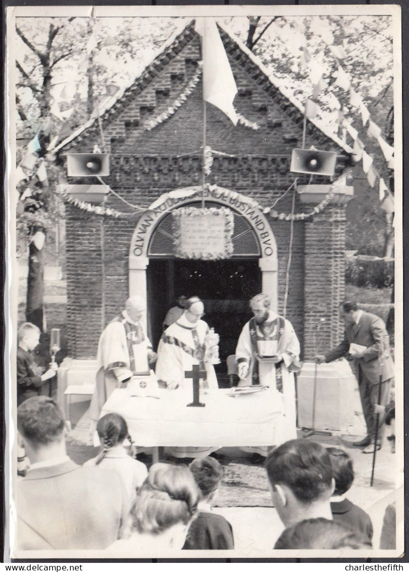 GROTE PERSFOTO OPPUURS ( Puurs ) - OPENLUCHTMIS AAN KAPEL O.L.V. VAN ALTIJD DURENDE BIJSTAND - Puurs