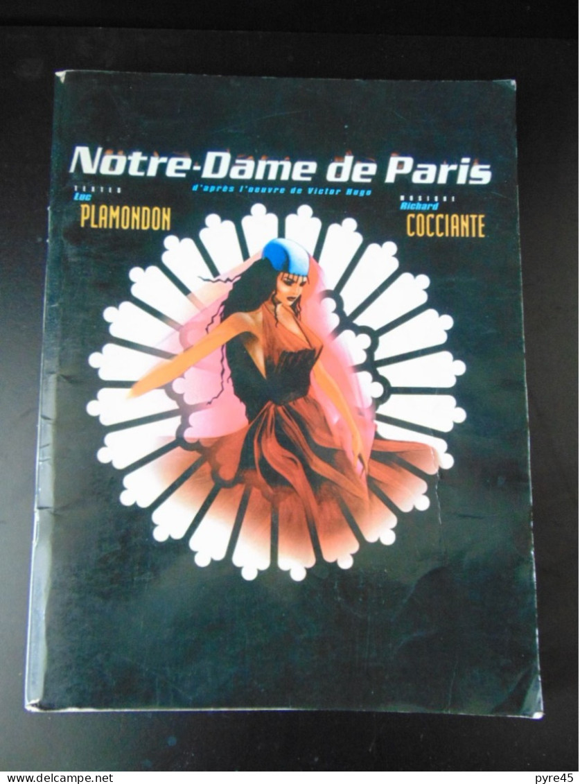 Partition " Notre Dame De Paris " Luc Plamondon, Richard Cocciante, 1998, 110 Pages - Partitions Musicales Anciennes