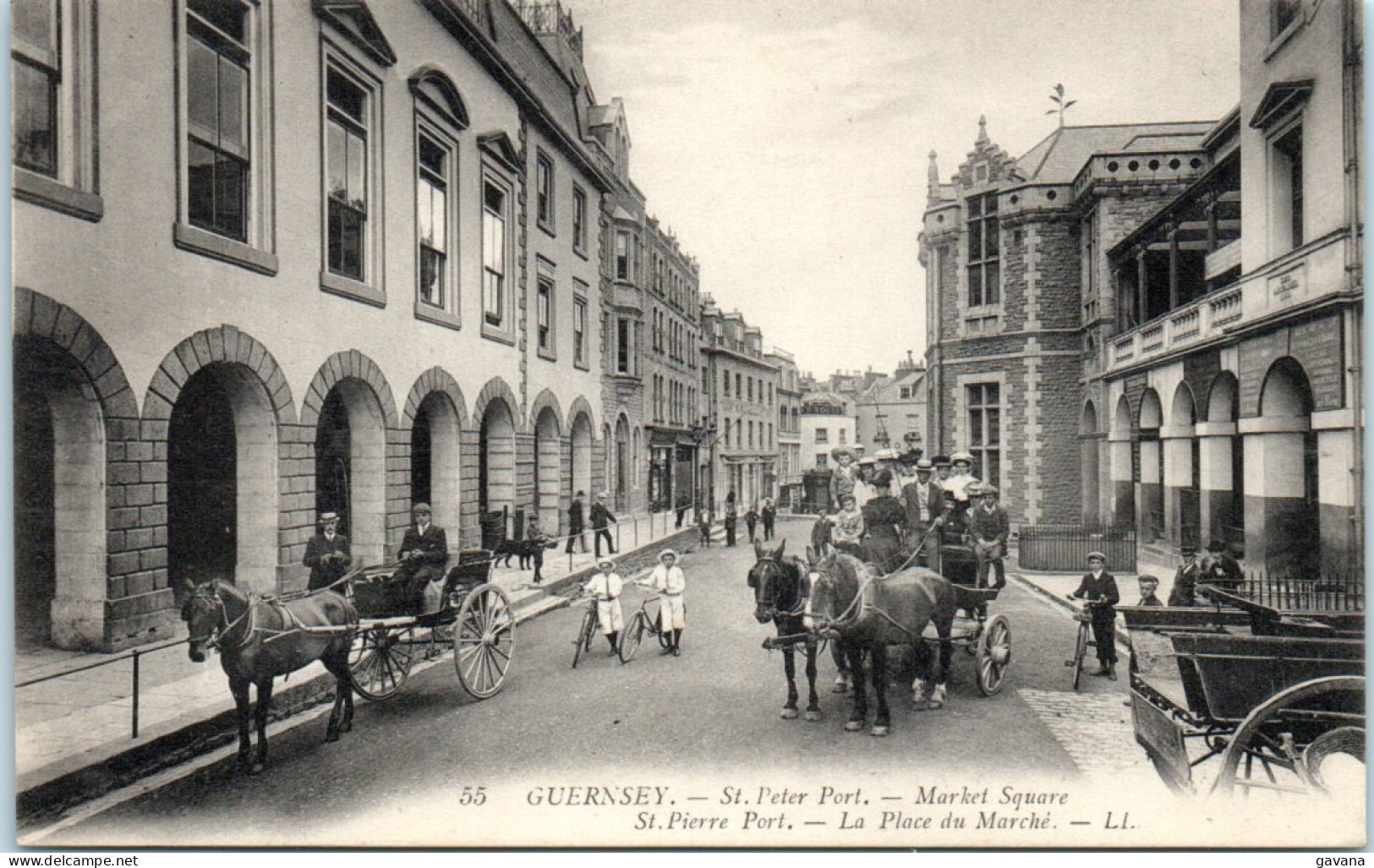 GUERNSEY - St-Peter Port - Market Square  - Guernsey