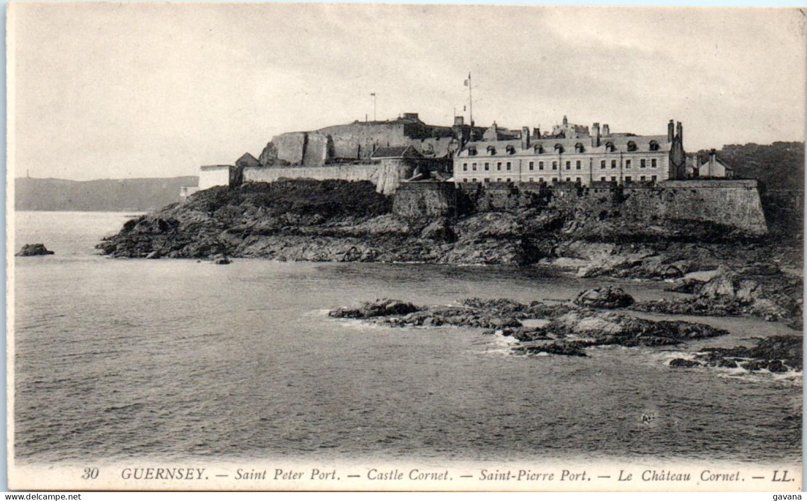GUERNSEY - St-Peter Port - Castle Corneet  - Guernsey
