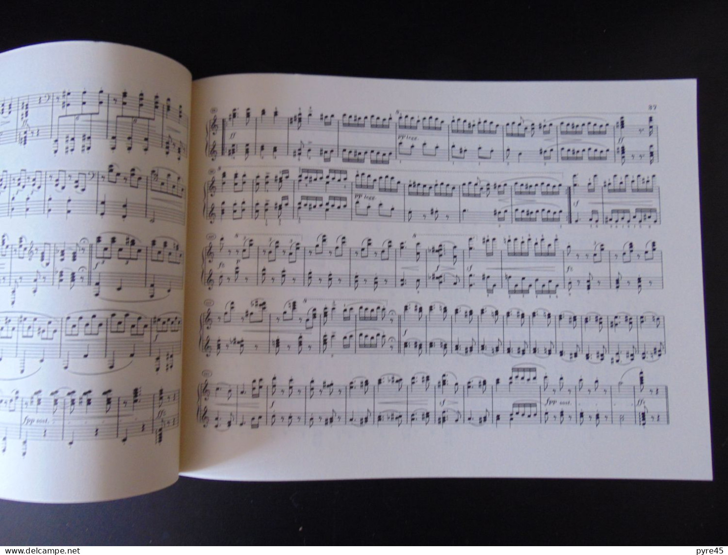 Partition " Brahms, Danses Hongroises " Piano à 4 Mains, 85 Pages, 1984 - Partitions Musicales Anciennes