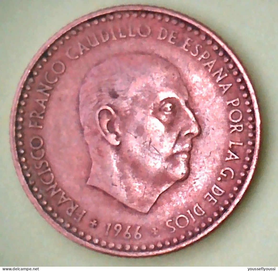 Dos Monedas De Una Peseta De Franco 1966 Con Estrella 19*74 - Sammlungen