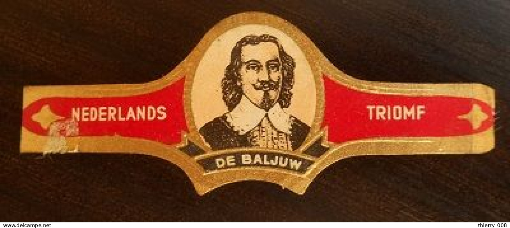 Q28 Bague Bagues Cigare Cigares  Triumf De Baljuw  1 Pièce - Vitolas (Anillas De Puros)