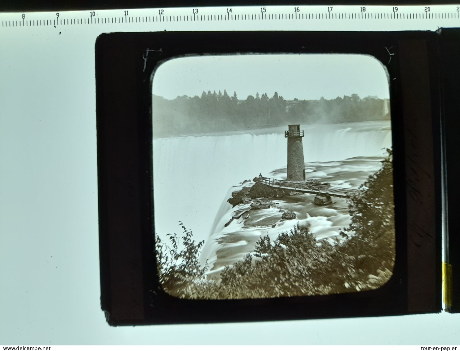 Plaque De Verre Positif -  Photographe G. Papot  1800 Niagara La Tour De Serafin - Diapositivas De Vidrio