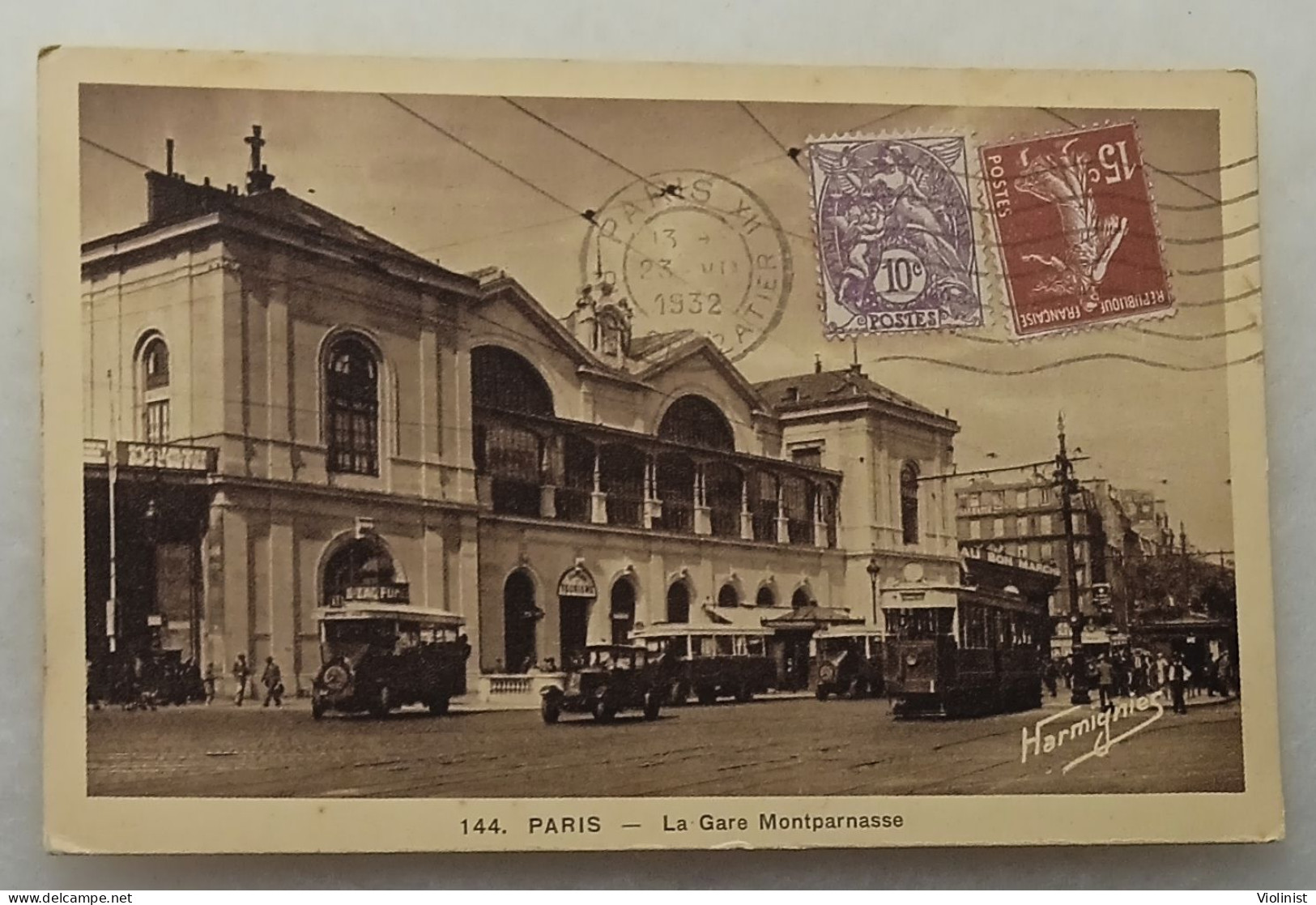 France-Paris-La Gare Montparnasse-Trams, Buses, Cars On The Street In 1932. - Transport Urbain En Surface