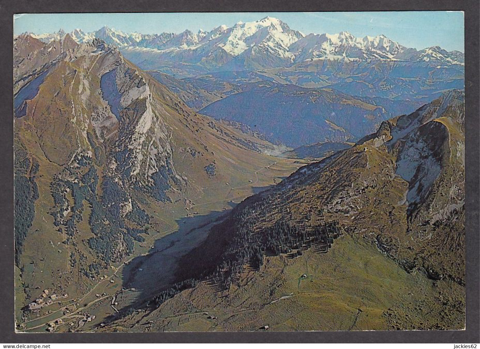 074564/ ALPES, Col Des Aravis, Vue Aérienne Sur Le Col Et La Chaîne Du Mont Blanc - Rhône-Alpes