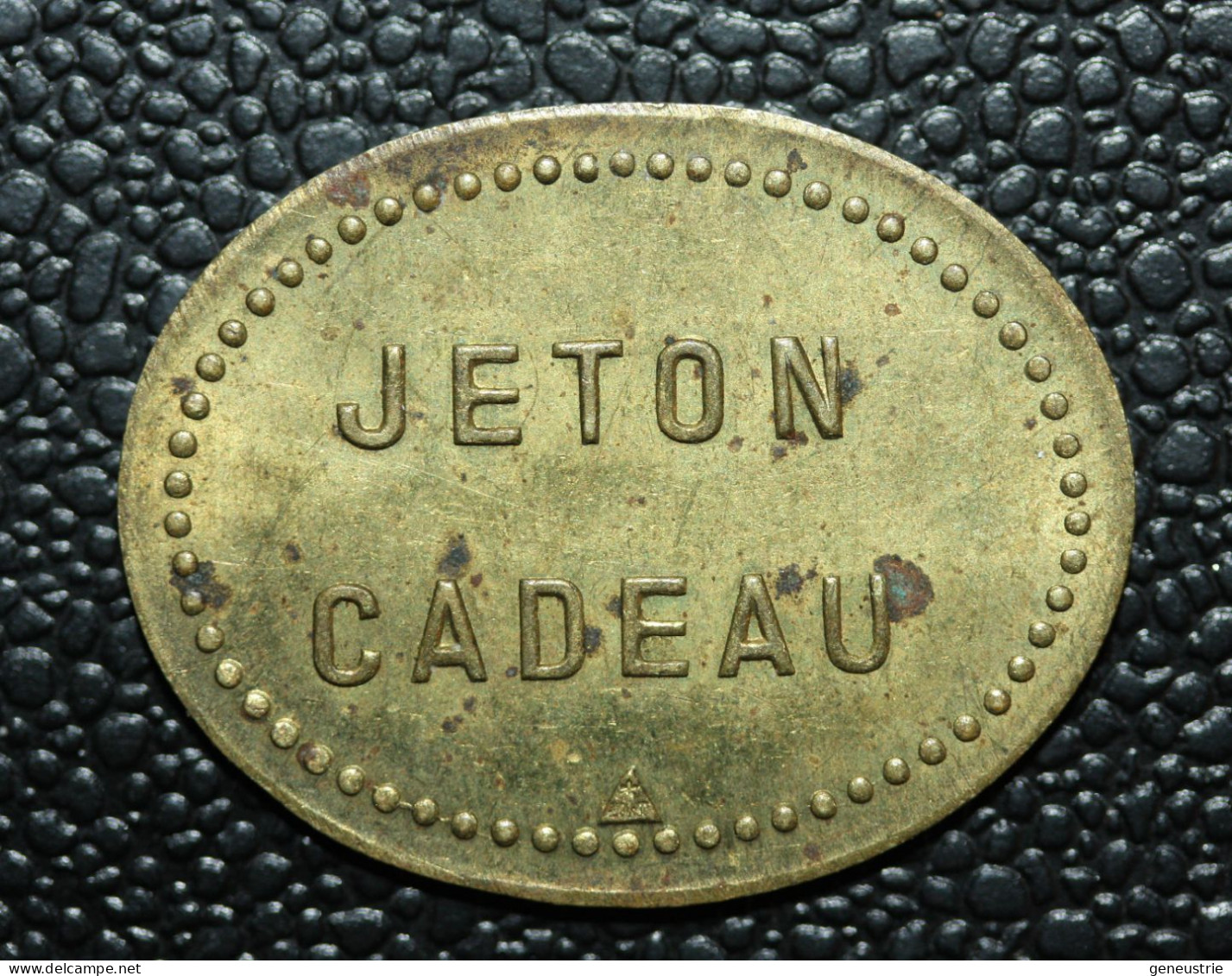 Jeton De Nécessité "Jeton Cadeau / Ambassade D'Auvergne à Choisy-le-Roi" - Monétaires / De Nécessité