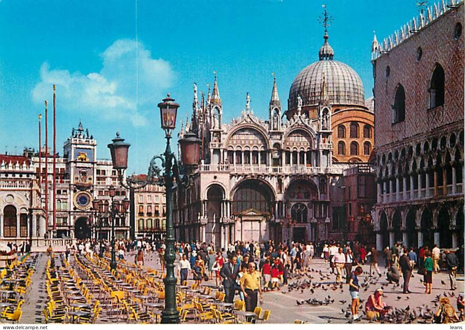 ITALIE  -  LOT DE 107 CARTES POSTALES SEMI-MODERNES