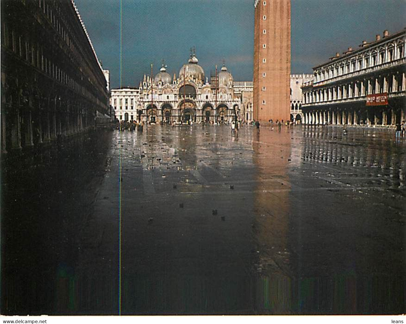 ITALIE  -  LOT DE 107 CARTES POSTALES SEMI-MODERNES