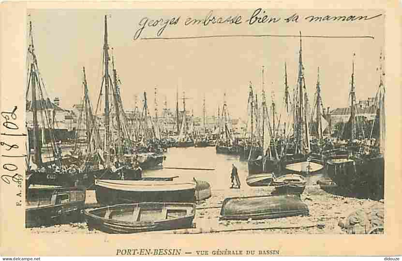 14 - Port En Bessin - Vue Générale Du Bassin - Animée - Bateaux - CPA - Voir Scans Recto-Verso - Port-en-Bessin-Huppain