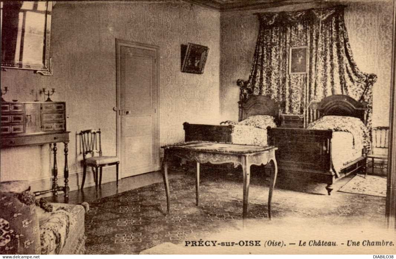 PRECY-SUR-OISE   ( OISE )  LE CHATEAU . UNE CHAMBRE - Précy-sur-Oise