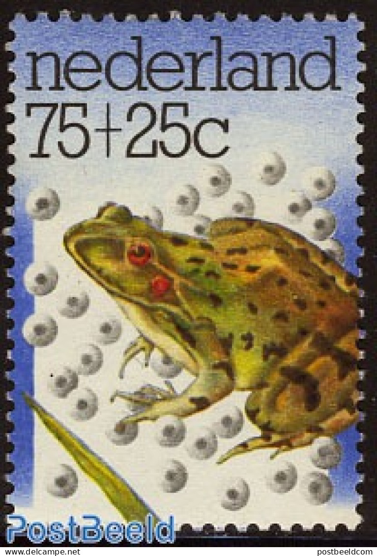 Netherlands 1976 75+25c Plate Flaw, Green Spot On Back, Mint NH, Nature - Frogs & Toads - Unused Stamps