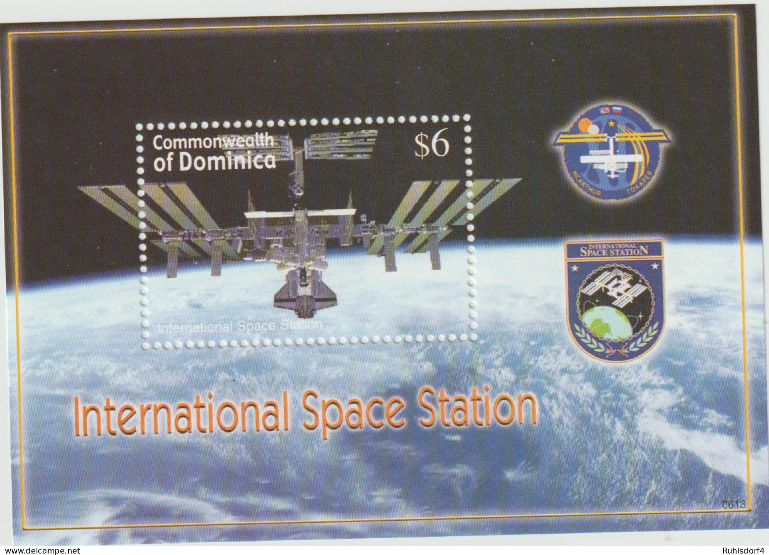 Dominica: Landing Of Luna 9  Kleinbogen Und Block - Sonstige & Ohne Zuordnung