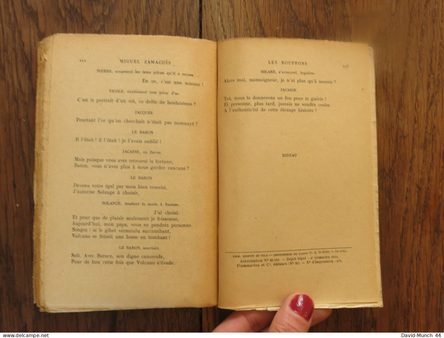 Les bouffons, Pièce en quatre actes en vers de Miguel Zamacois. Ernest Flammarion, éditeur. 1943