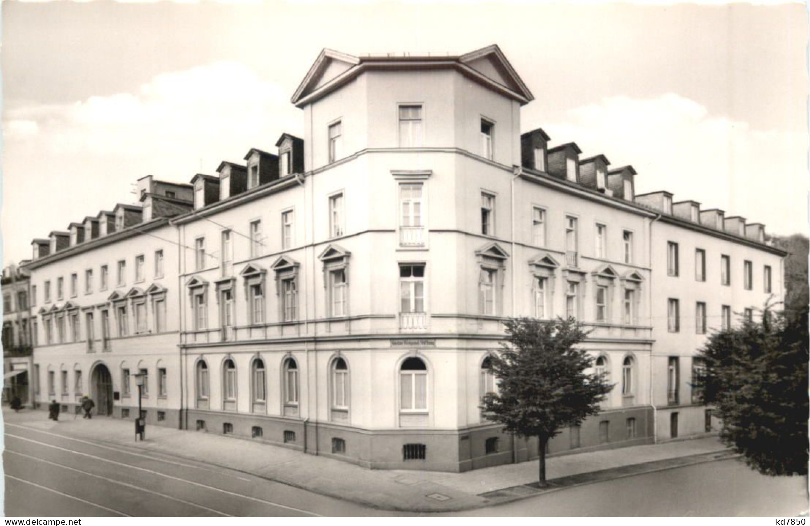 Bad Homburg Von Der Höhe - Gustav-Weigand Stiftung - Bad Homburg