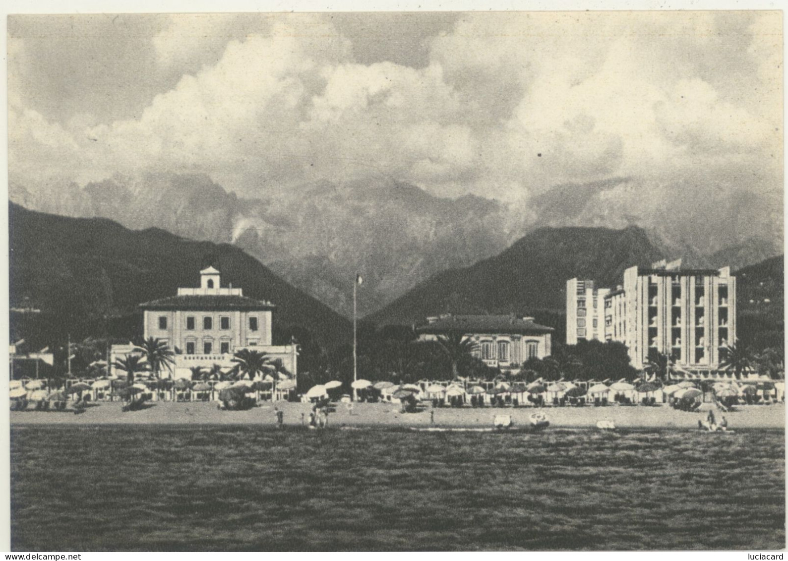 MARINA DI MASSA - CARRARA - VEDUTA DAL MARE - Massa