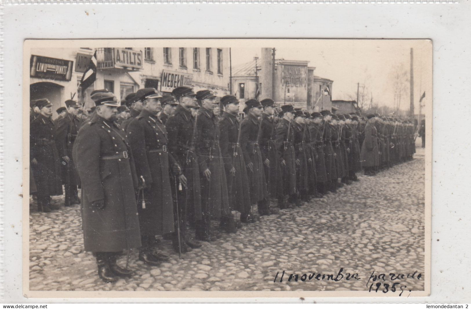 Latvia. 11 Novembre Parade 1935. Kino Eden. Riga ???? * - Letonia