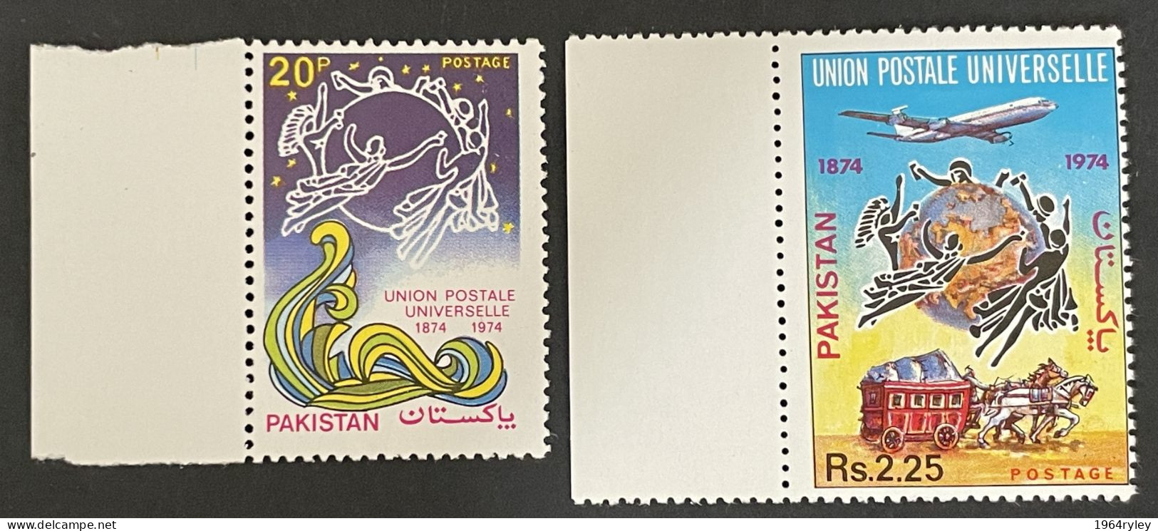 PAKISTAN - MNH** - 1974 Universal Postal Union Centenary  - # 375/376 - Pakistan