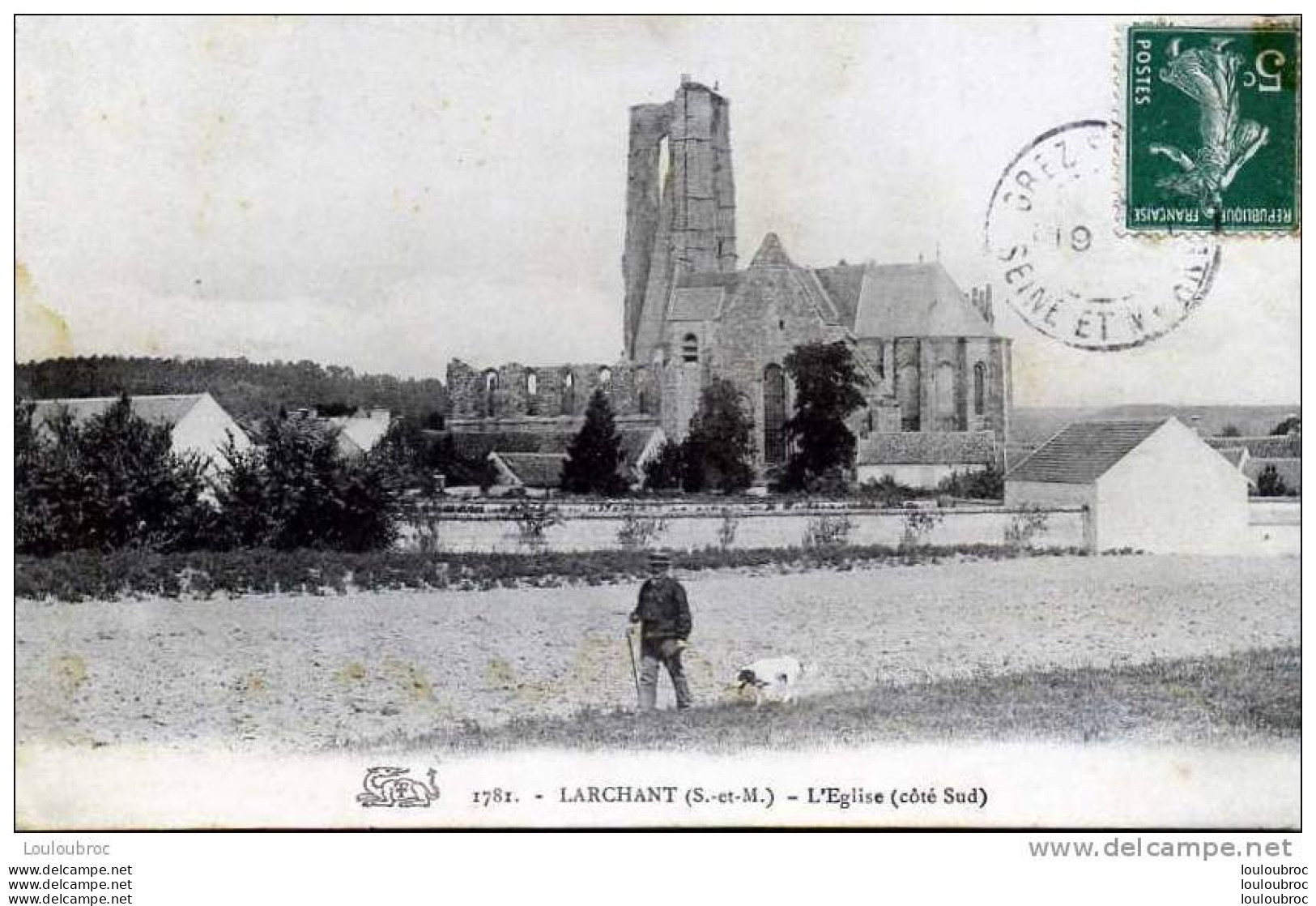 77 LARCHANT L'EGLISE COTE SUD - Larchant