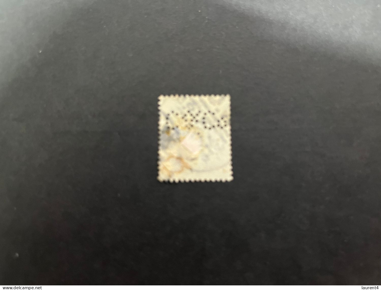 23-3-2024 (stamp) UK - Queen - Perfins - Non Dentelés