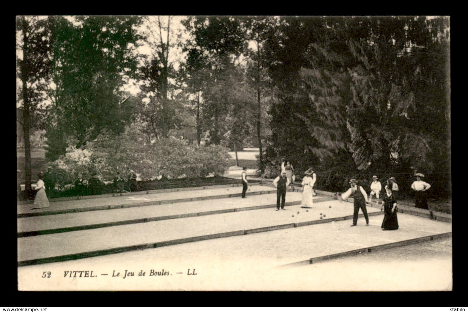 SPORTS - PETANQUE - LE JEUX DE BOULES A VITTEL - Bowls