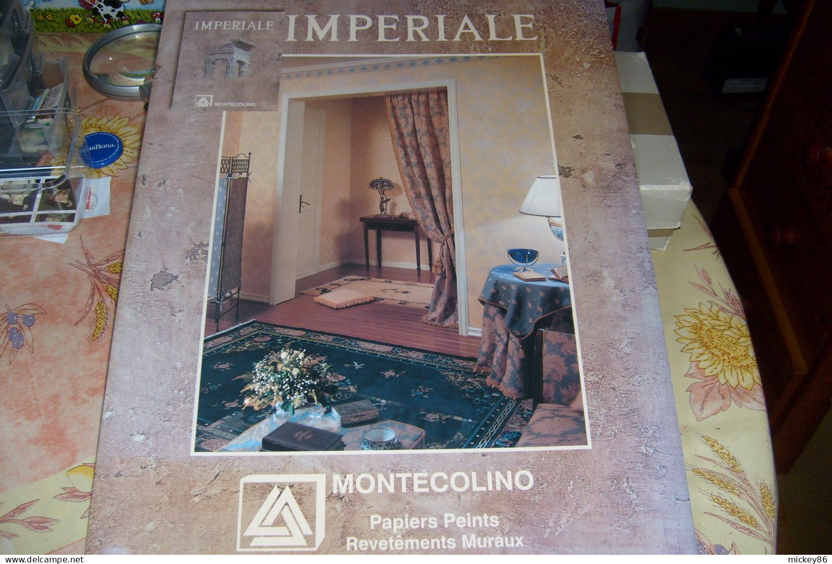 Publicité -- Carton Présentoir " IMPERIALE  Montecolino " --Papiers Peints-Revêtements Muraux - Paperboard Signs