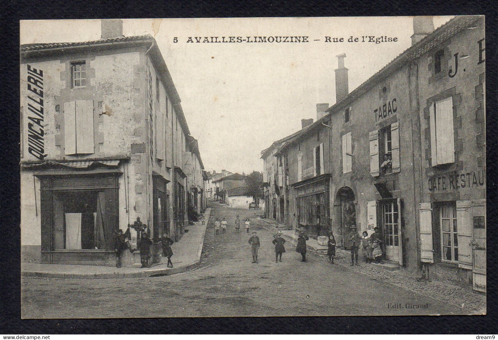 86 AVAILLES LIMOUZINE - Rue De L'Eglise - Tabac / Quincaillerie - Availles Limouzine