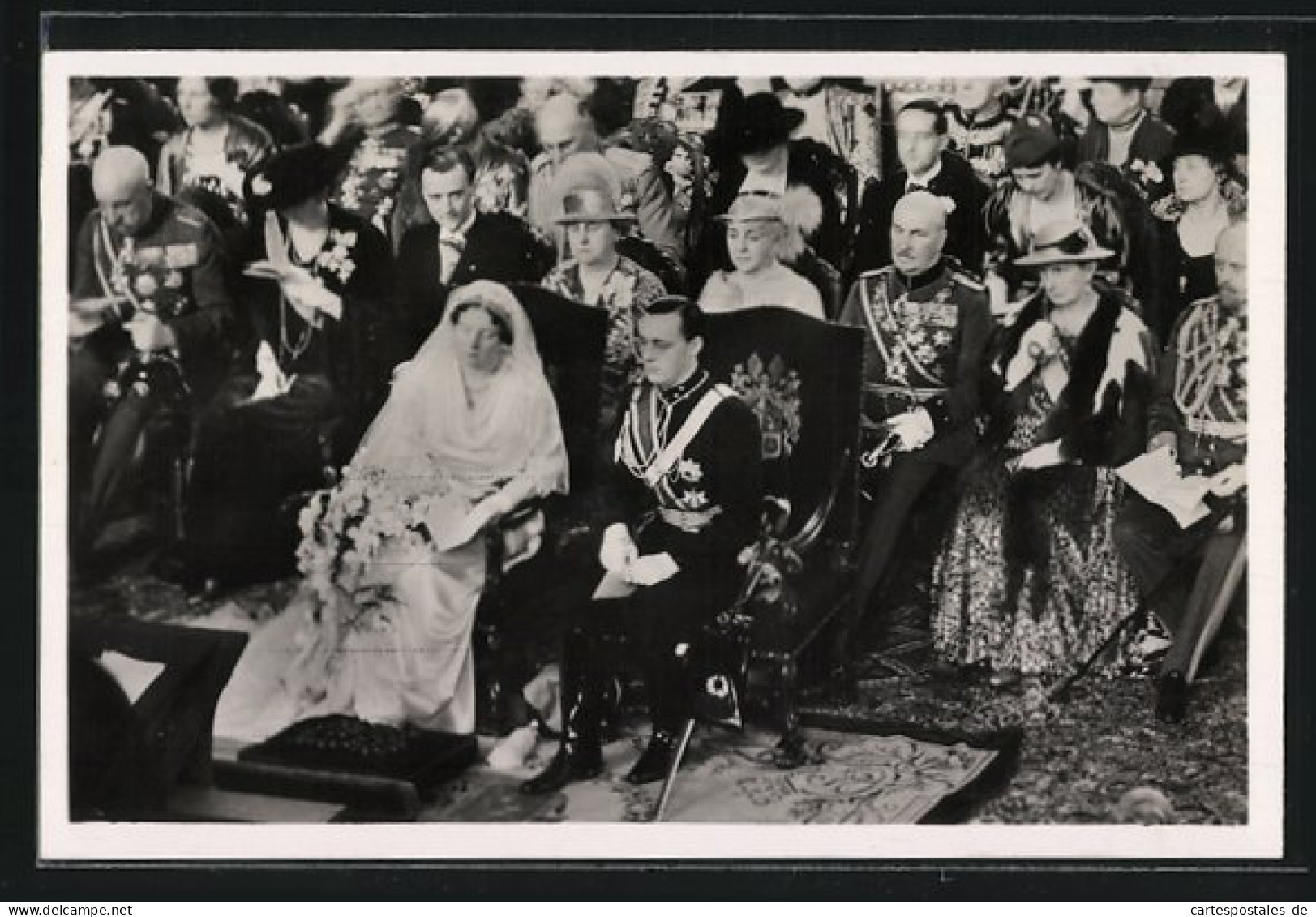 AK Königin Juliana Von Den Niederlanden, `t Vorstelijk Huwelijk 1937  - Royal Families