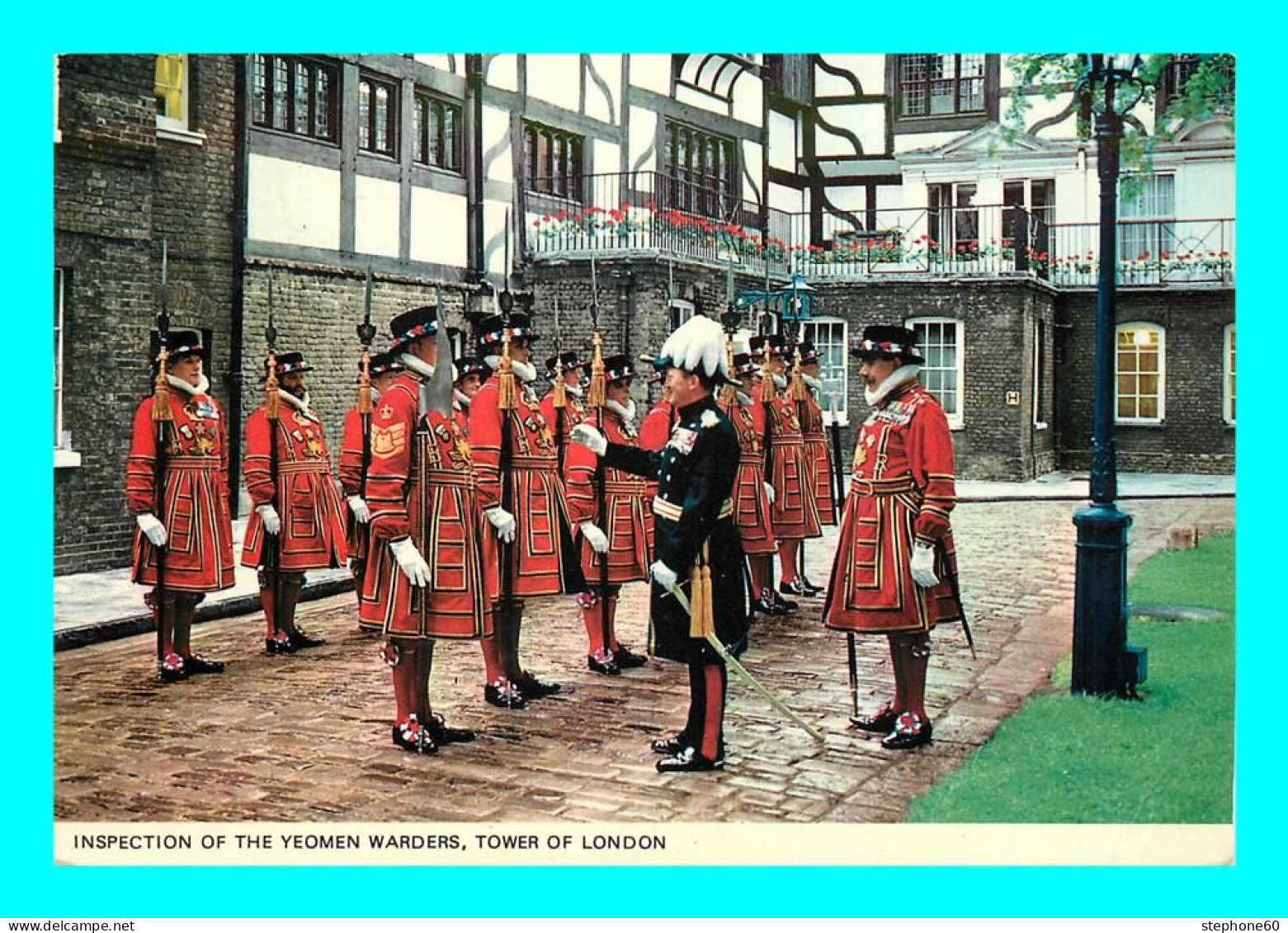 A945 / 477 TOWER OF LONDON Inspection Of The Yomen Warders - Tower Of London