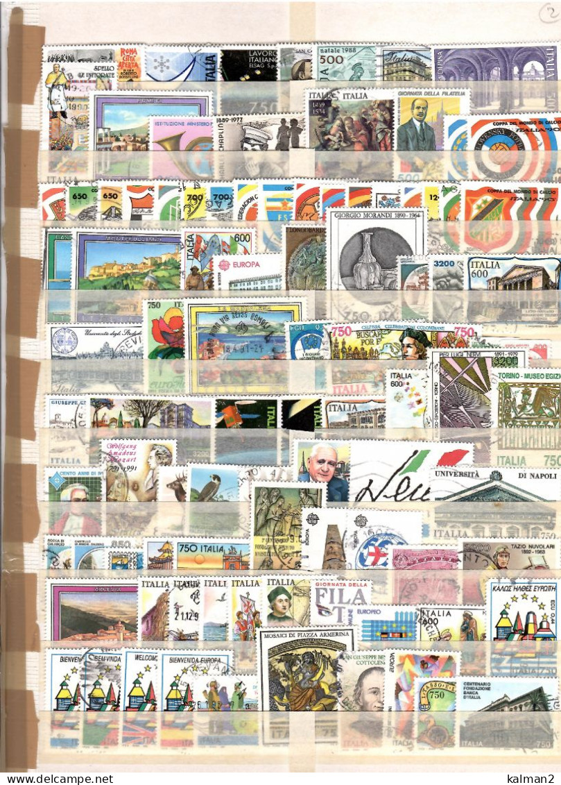 ITALIA REPUBBLICA-LOTTO FRANCOBOLLI USATI PERIODO 1981-1998 SENZA DUPLICATI. ANNATE QUASI COMPLETE - Collections