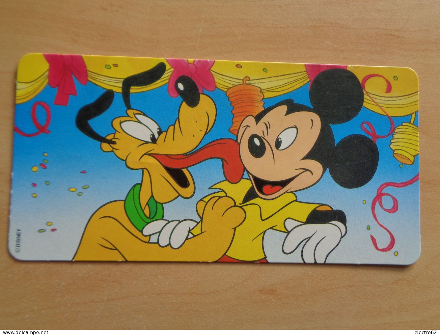 Carte Nestlé  Disney Family Pluto Mickey Mouse Anniversaire  Birthday  BD Comic Dog Chien Souris - Altri & Non Classificati
