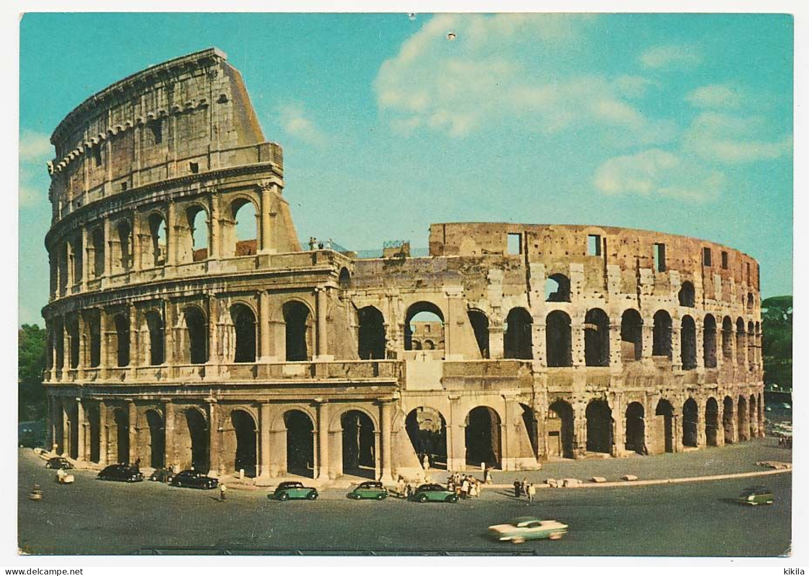 CPSM 10.5 X 15 Italie (45)  ROMA Il Colosseo  Rome Le Colisée - Colosseum