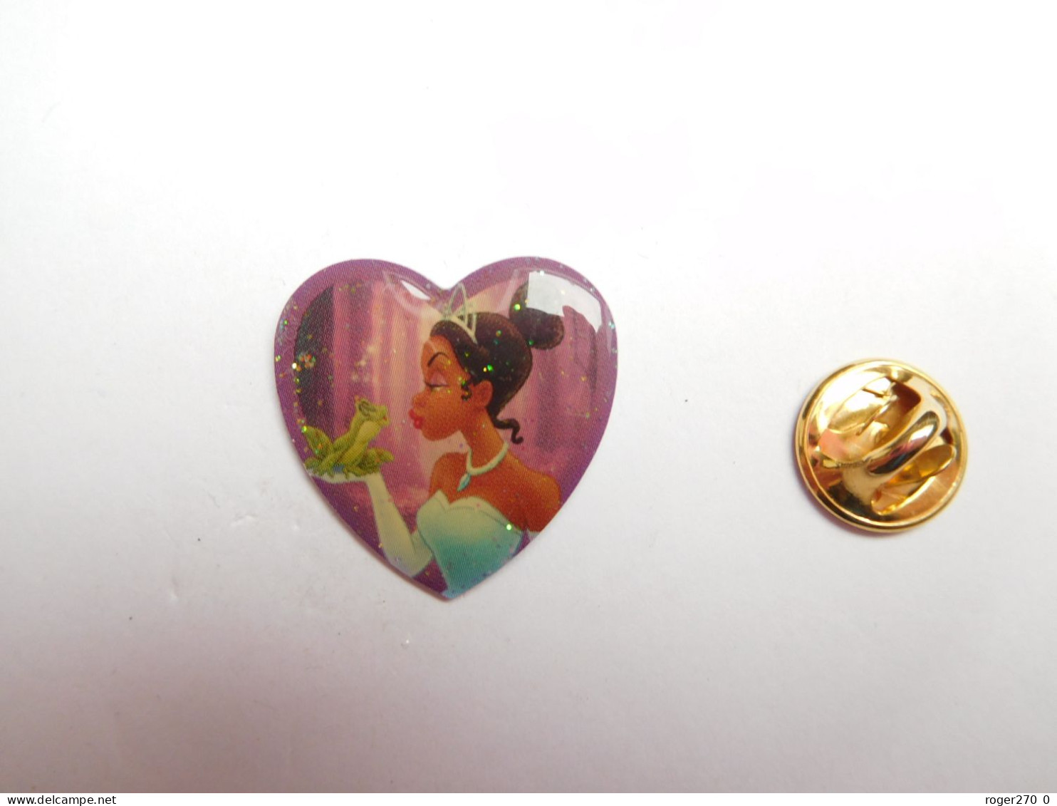 Superbe Pin's , Disney , Personnage , Cinéma - Disney