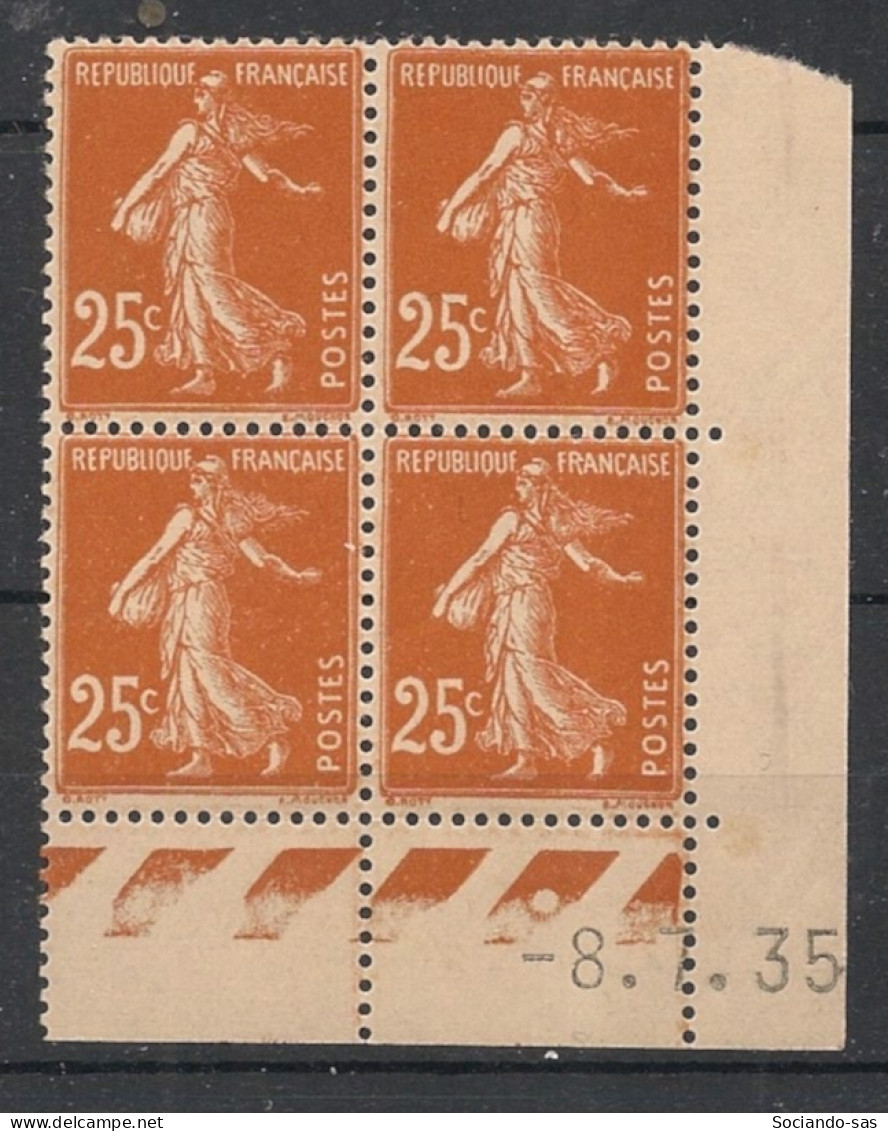 FRANCE - 1927 - N°YT. 235 - Type Semeuse Camée 25c Jaune-brun - Bloc De 4 Coin Daté - Neuf Luxe ** / MNH / Postfrisch - ....-1929