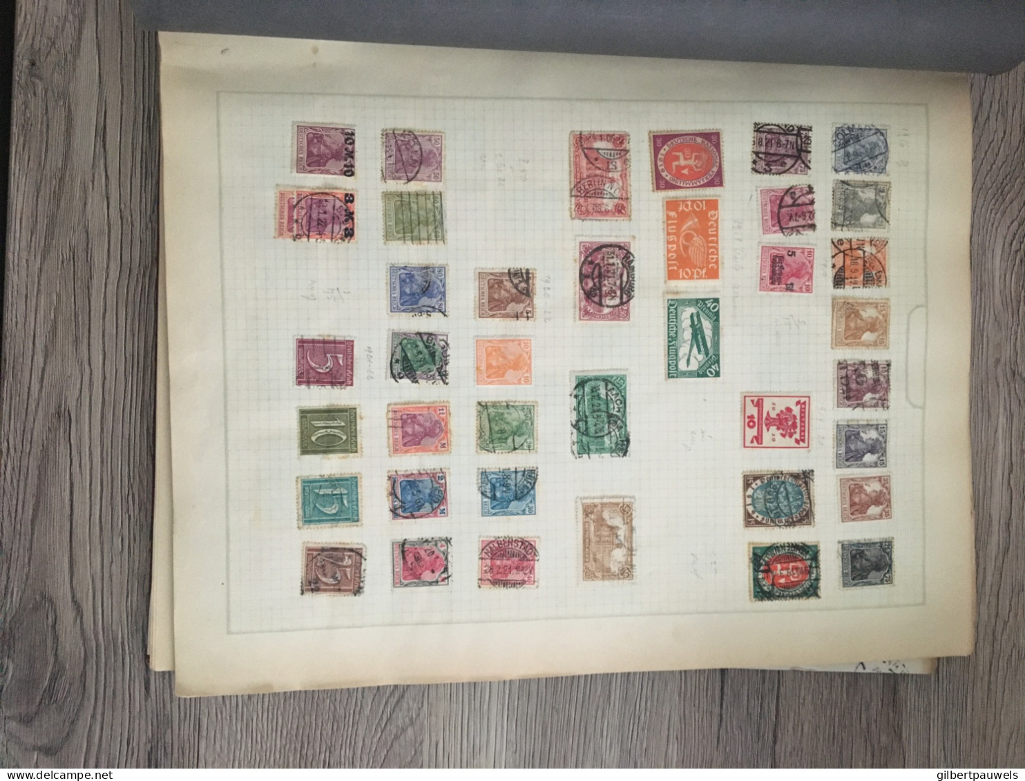 Antieke Postzegel Album 1920 Gevuld - Collections (en Albums)