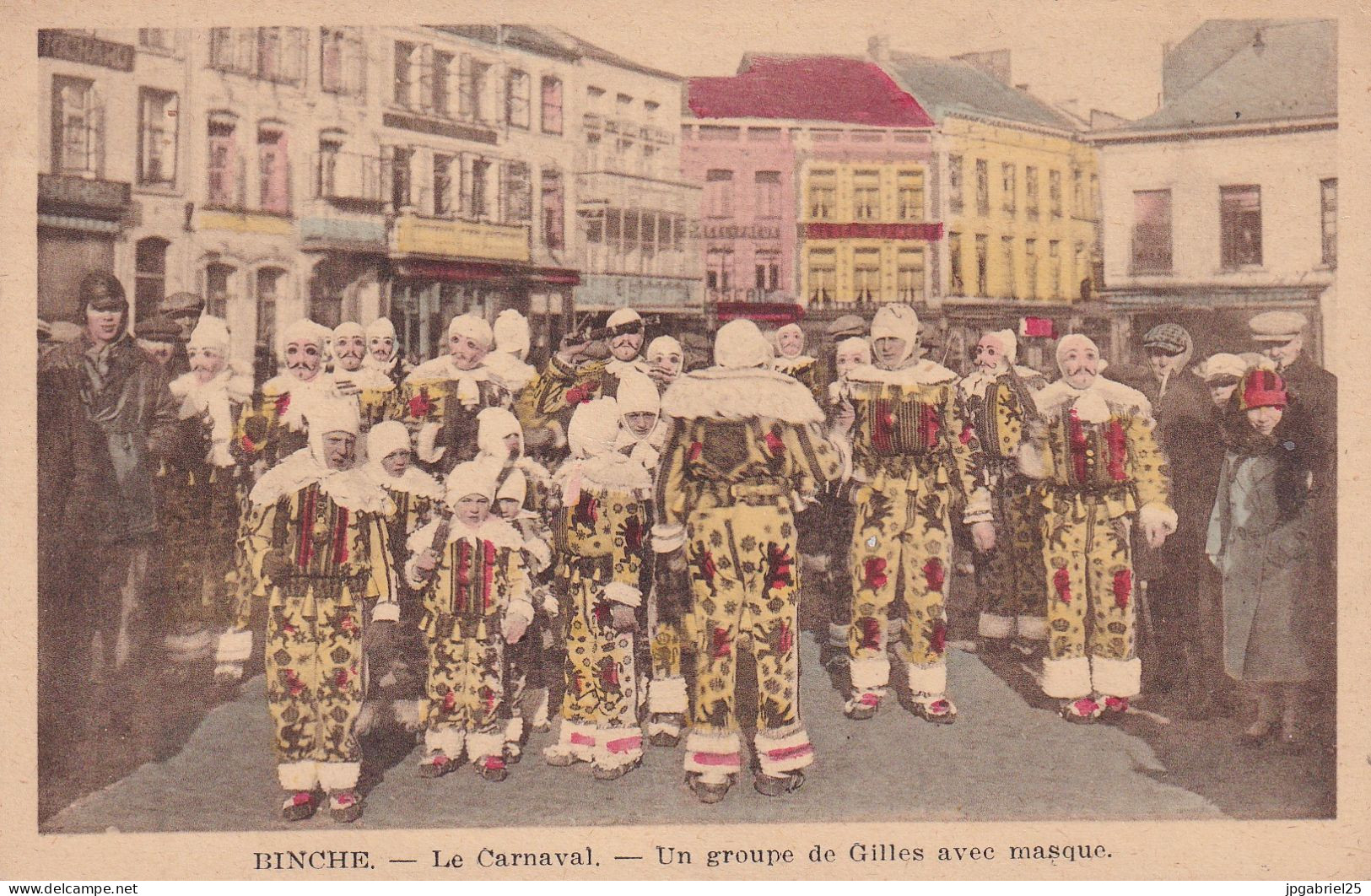 LAP Binche Le Carnaval Un Groupe De Gilles Avec Masque - Binche