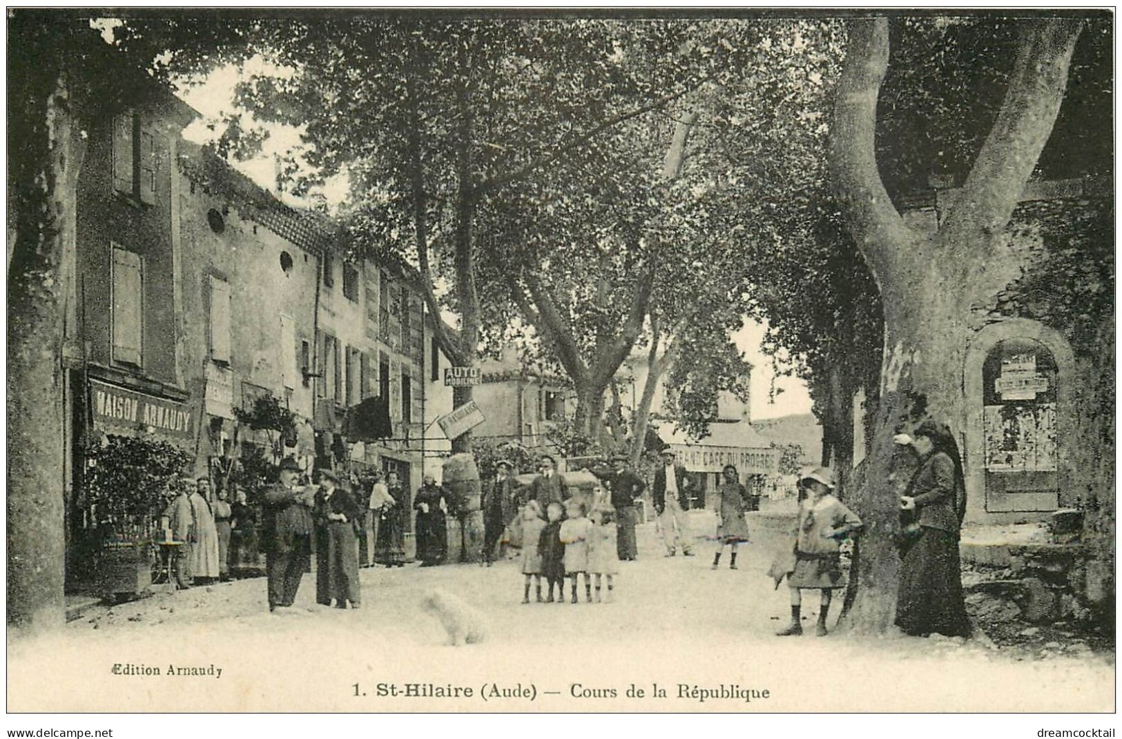 11 SAINT-HILAIRE. Cours De La République. Grand Café Du Progrès - Saint Hilaire