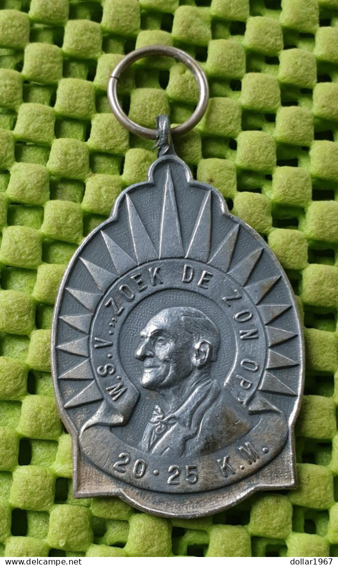 Medaille  :  W.S.V. ....Zoek De Zon Op - Ameland + 1940 -  Original Foto  !!  Medallion  Dutch - Royaux/De Noblesse