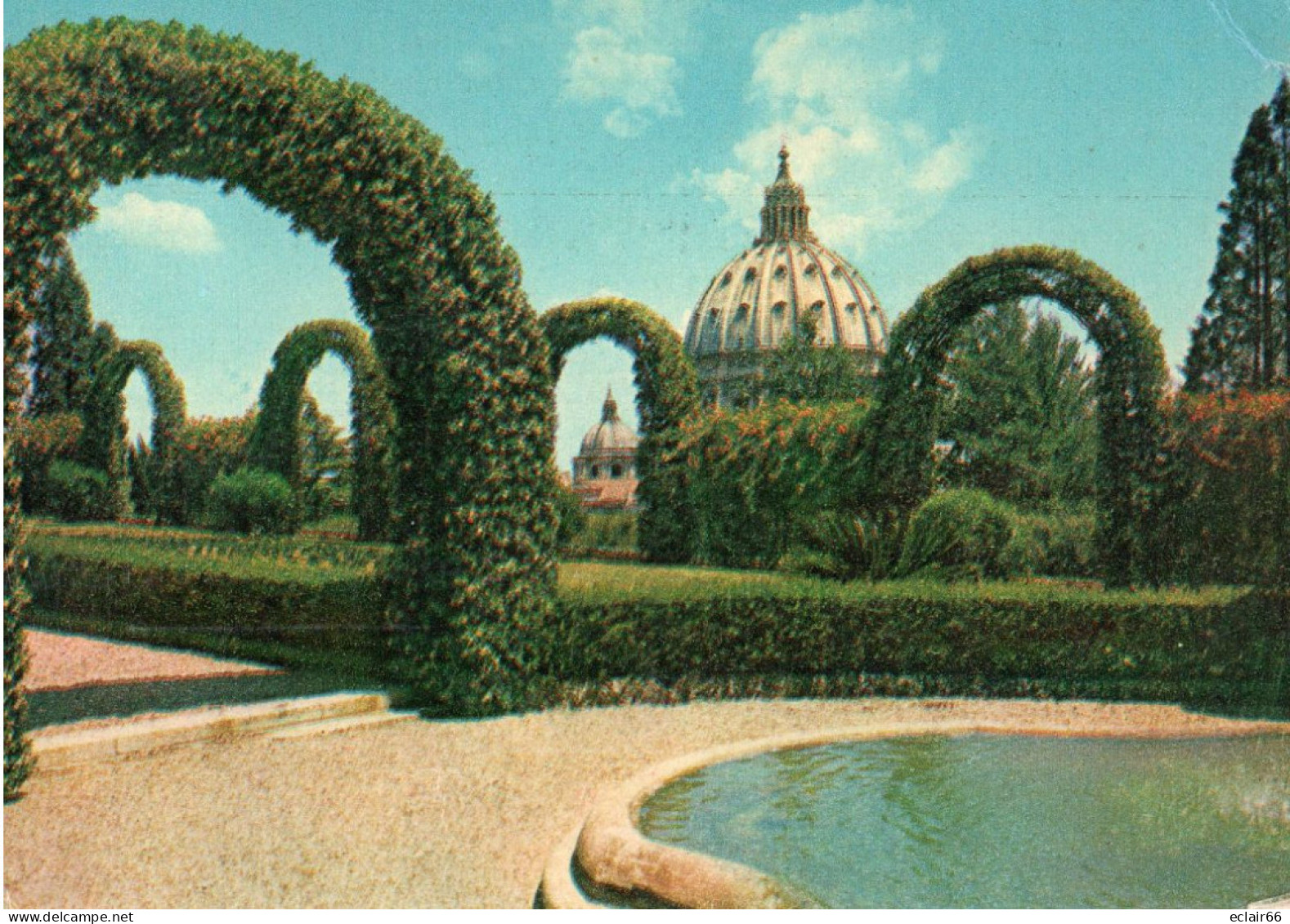 CITTA DEL VATICANO   Coupole De St. Pierre Depuis Les Jardins Du Vatican CPM Année1966 état Correct - Vatican