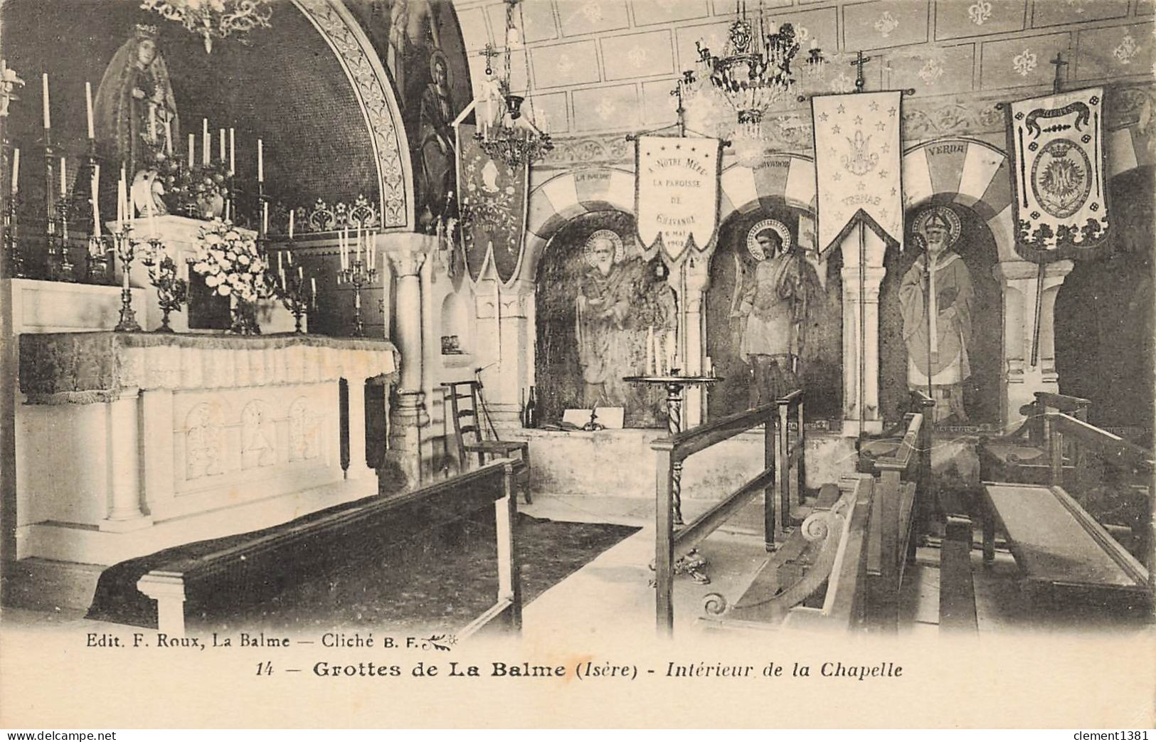 La Balme Les Grottes Interieur De La Chapelle - La Balme-les-Grottes