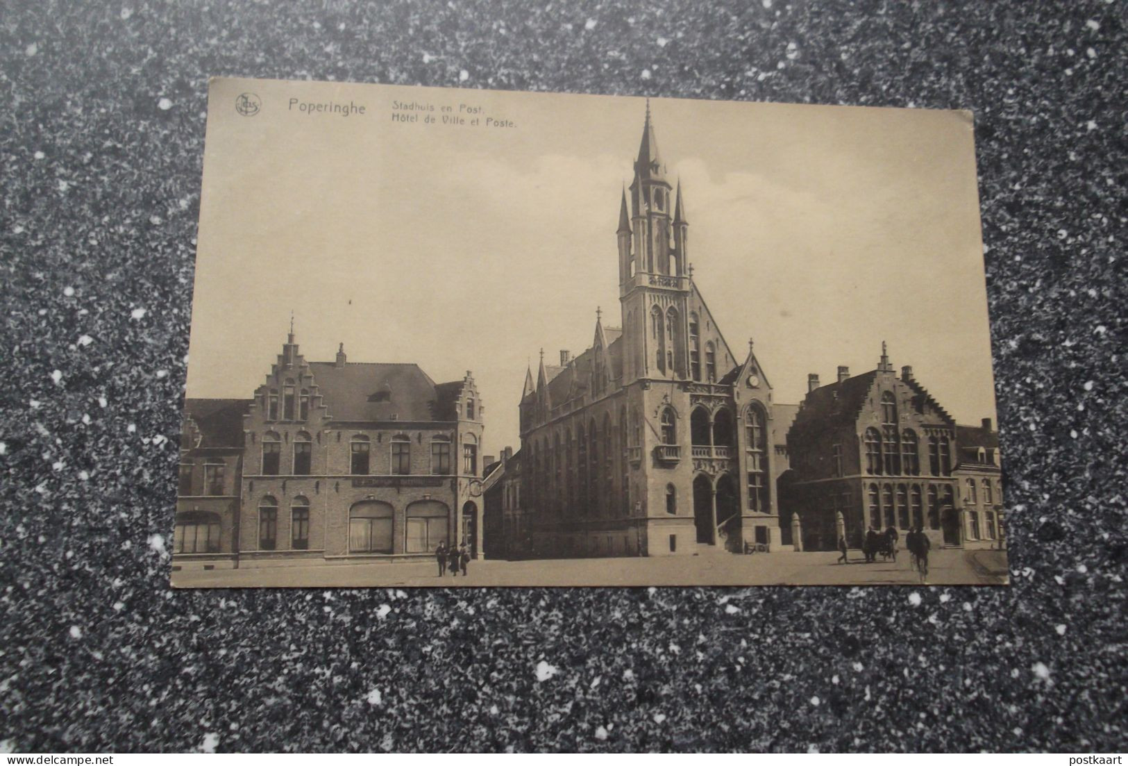 POPERINGHE / POPERINGE: Stadhuis En Post - Poperinge