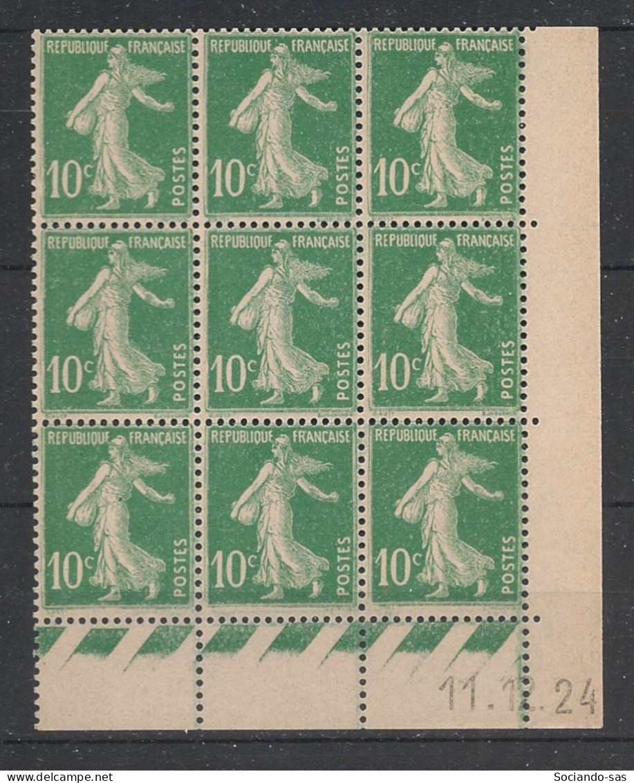 FRANCE - 1924 - N°YT. 159 - Type Semeuse Camée 10c Vert - Bloc De 9 Coin Daté - Neuf Luxe ** / MNH - ....-1929